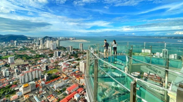 Rainbow Skywalk with Observatory Deck and Sky Bridge